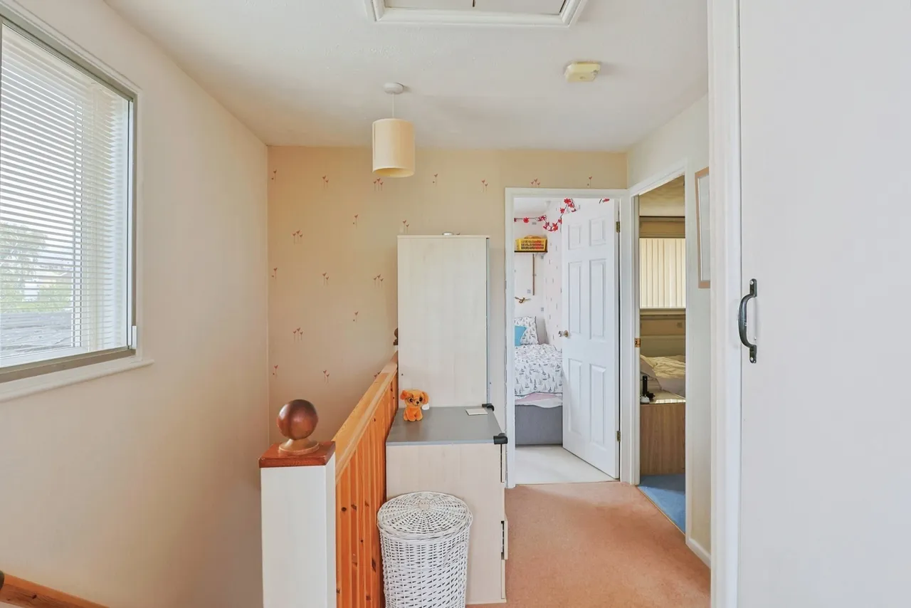 Nettleton Close, Canford Heath, BH17, photo 8