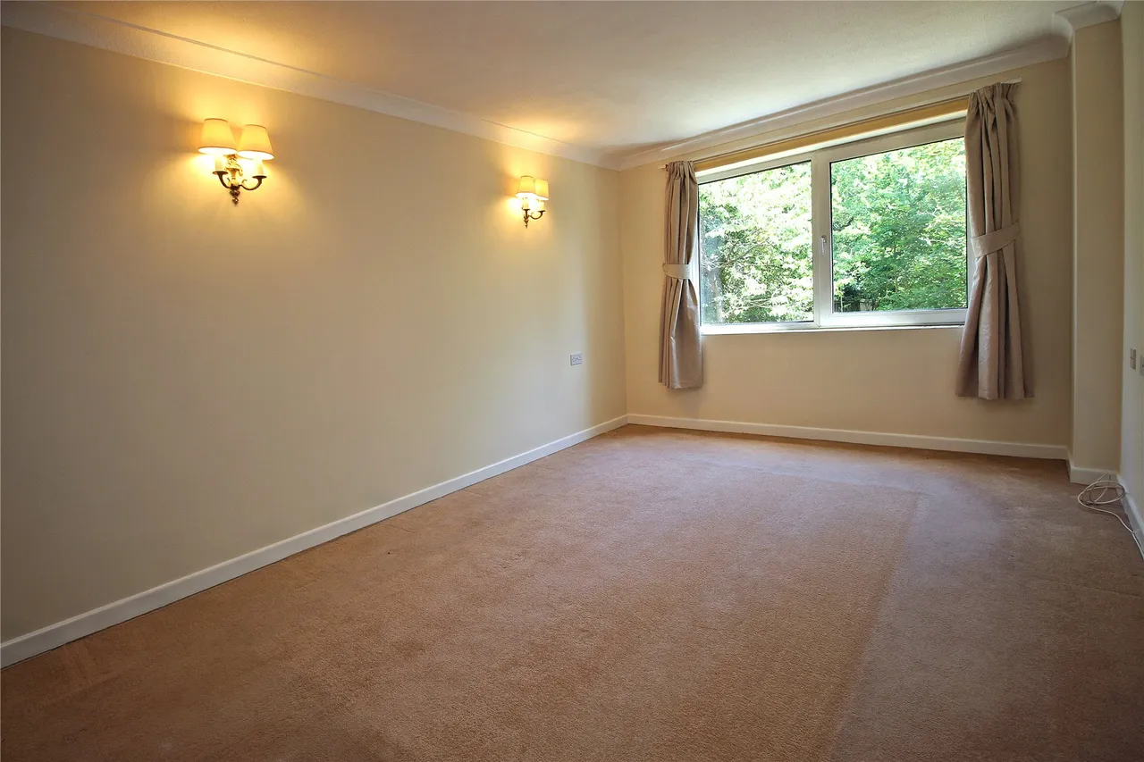 Mount Hermon Road, Woking, GU22, photo 2
