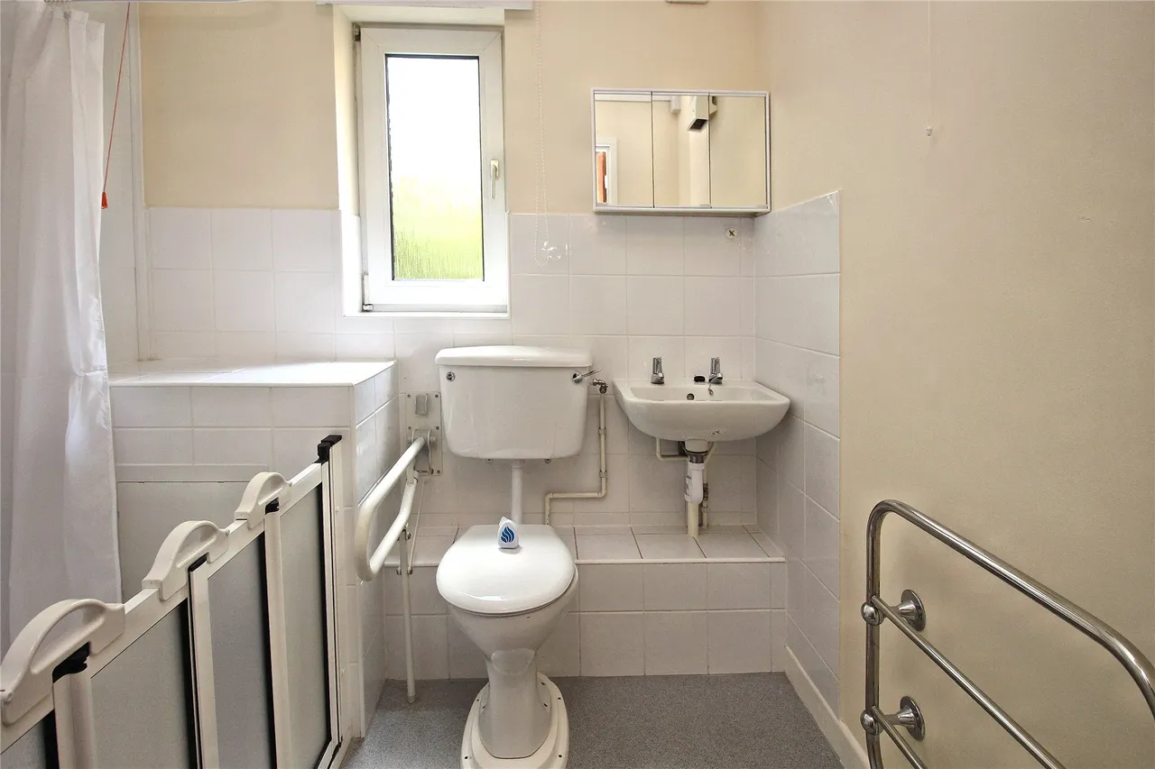 Mount Hermon Road, Woking, GU22, photo 6