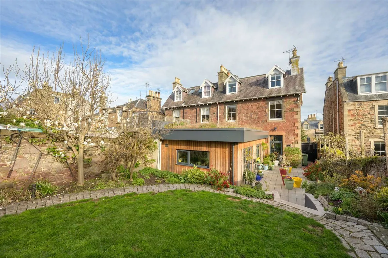 Westgate, North Berwick, East Lothian, EH39 4AE, photo 3