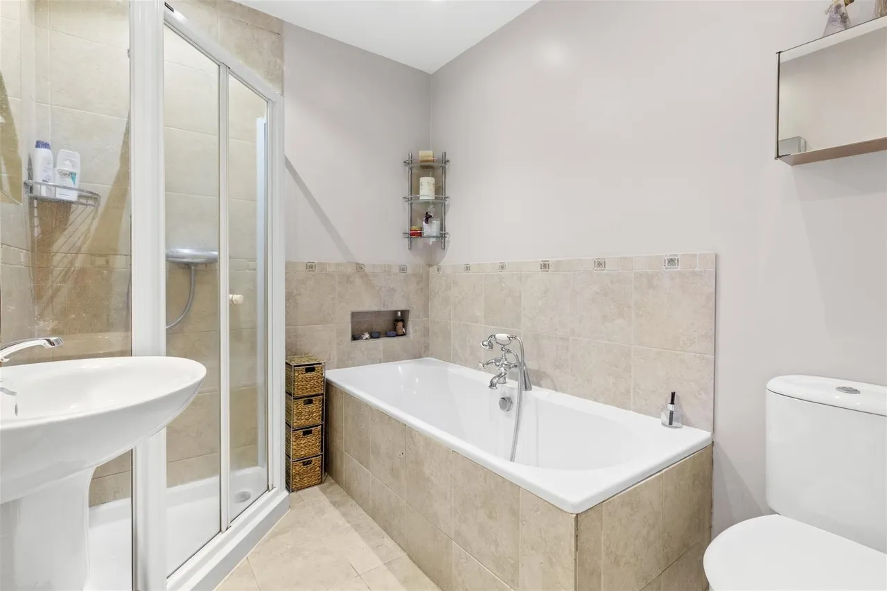 West Drive, High Wycombe, HP13, photo 11