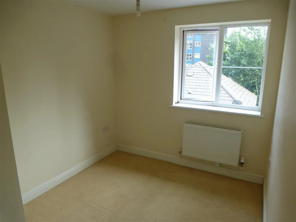 St Peters Close, Kidderminster, DY10, photo 7