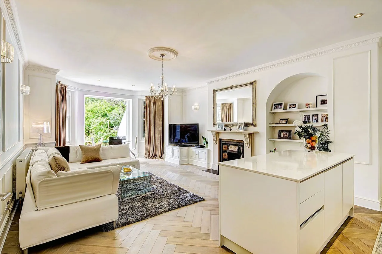 Belsize Square, Belsize Park, London, NW3, photo 2