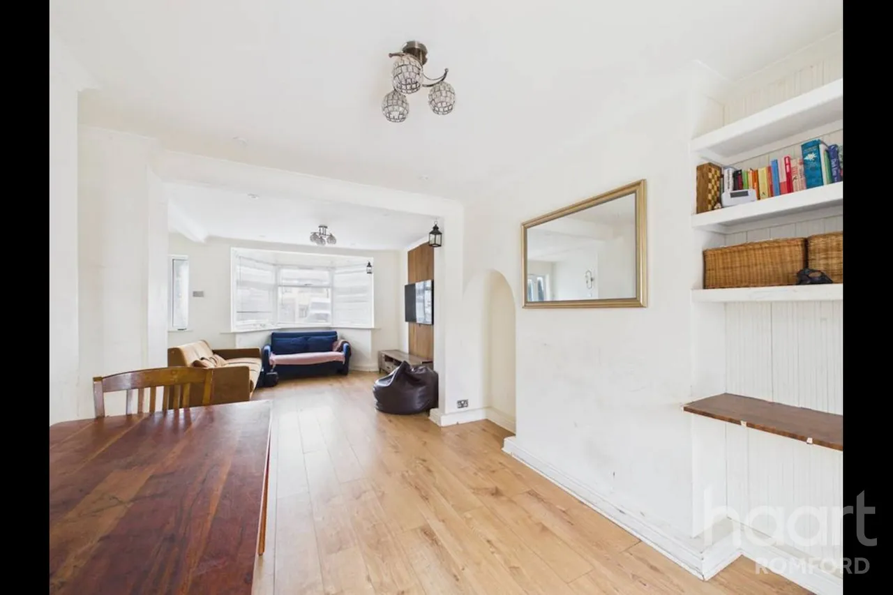 Eastbrook Drive, Romford, RM7, photo 5