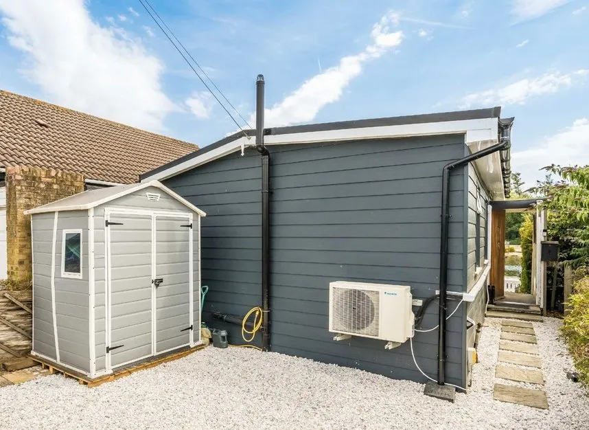 Thames Meadow, Shepperton, TW17, photo 8
