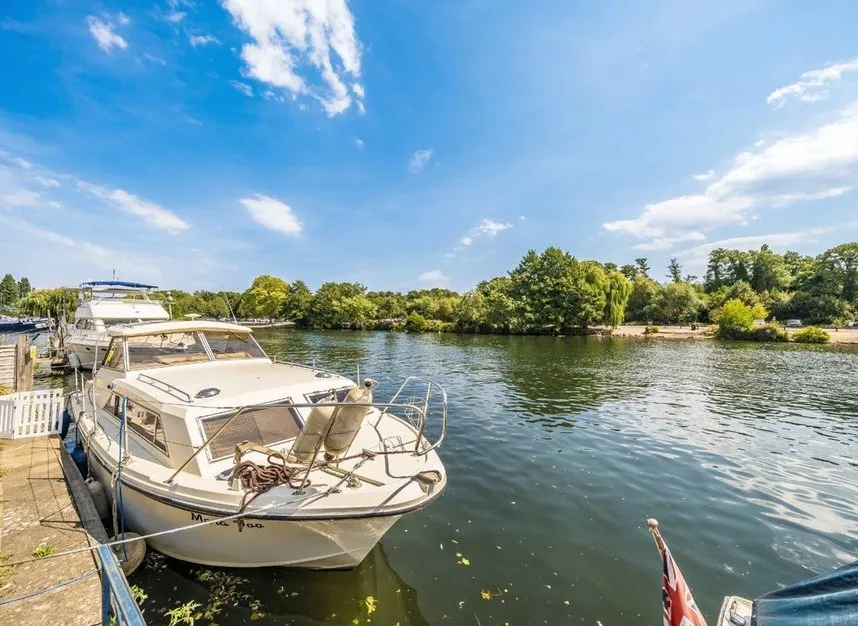 Thames Meadow, Shepperton, TW17, photo 9