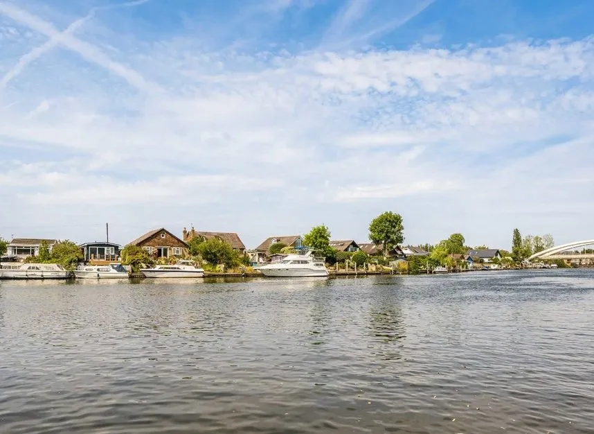 Thames Meadow, Shepperton, TW17, photo 11