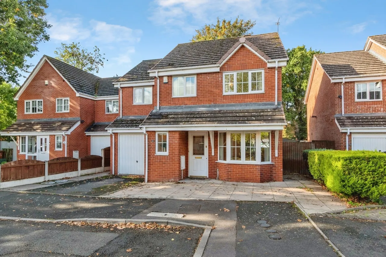 4 bed house for sale, Magnolia Grove, Willenhall, WV12