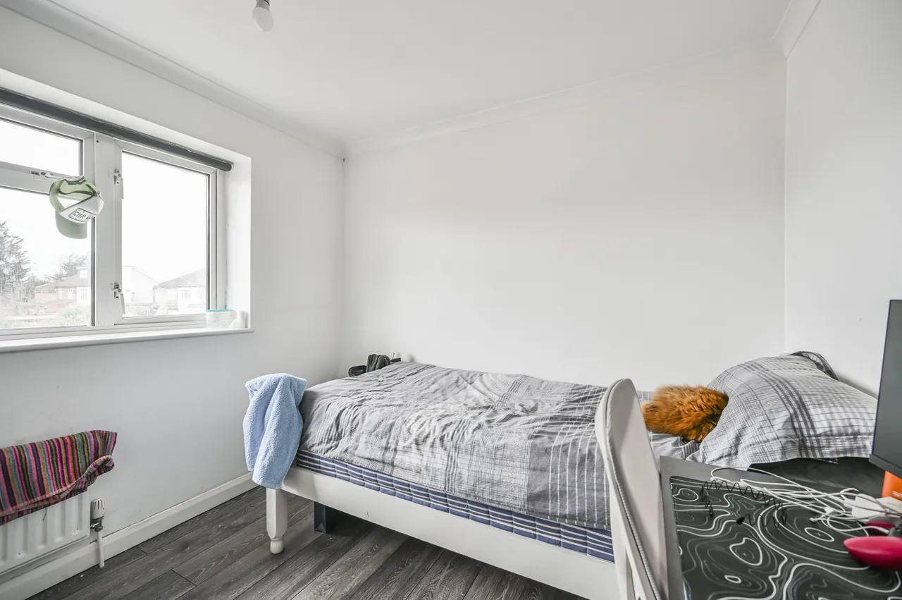 Waltham Cross, EN8, photo 8