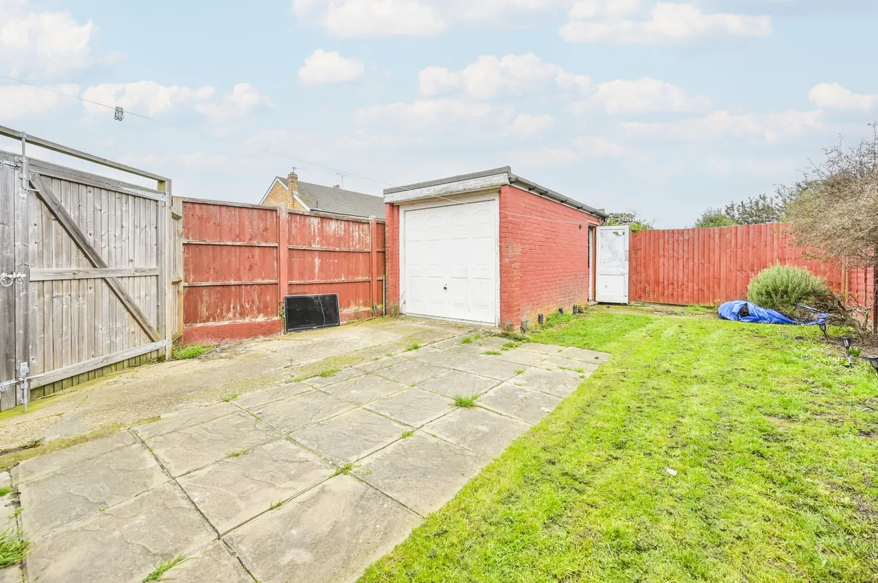 Waltham Cross, EN8, photo 13