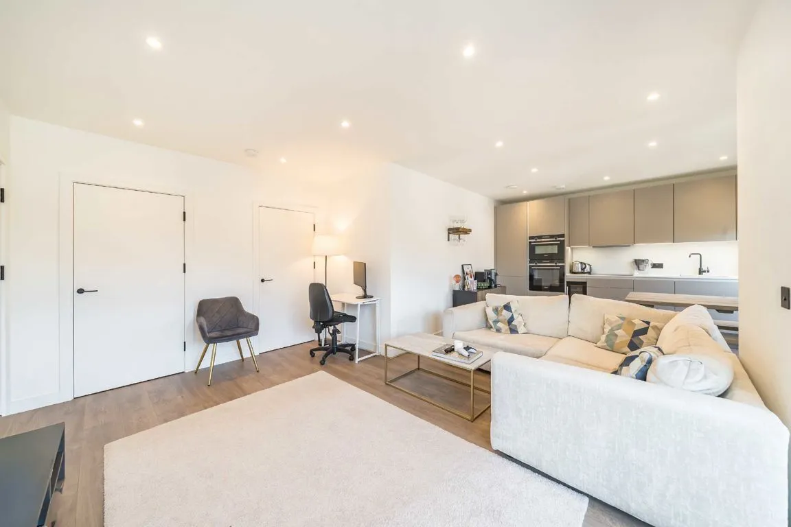 Ravensbury Terrace, SW18, photo 8