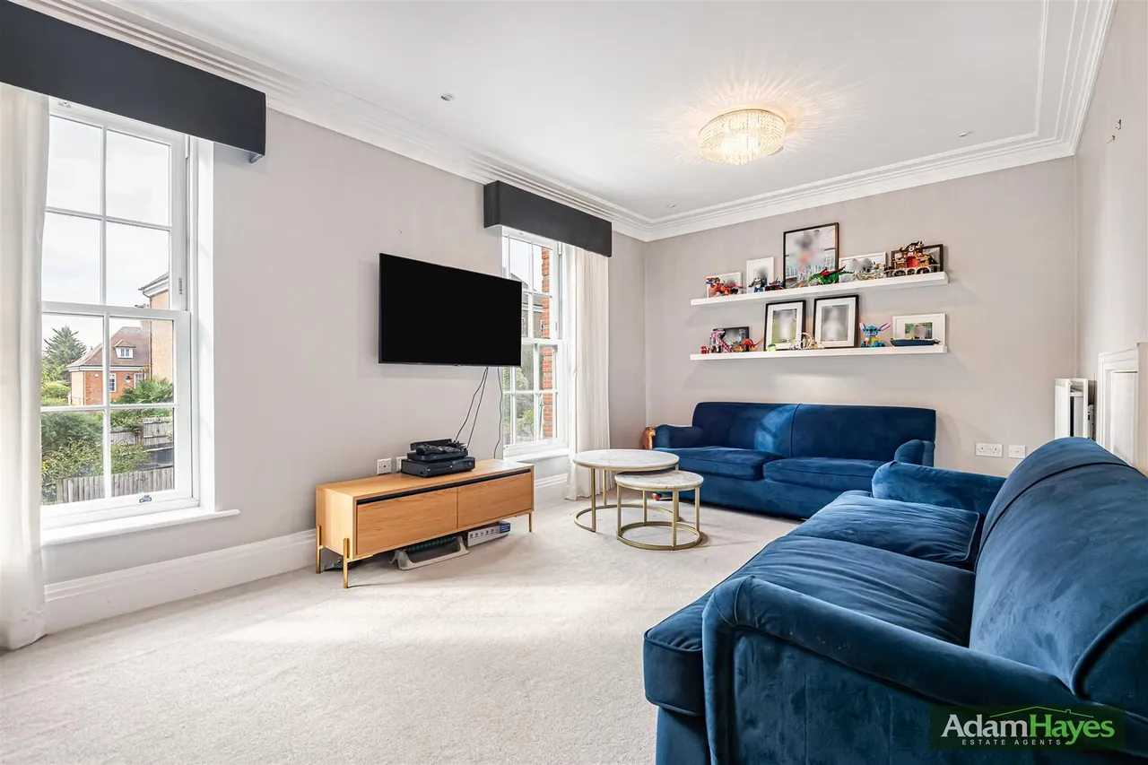 Amberden Avenue, Finchley, N3, photo 2