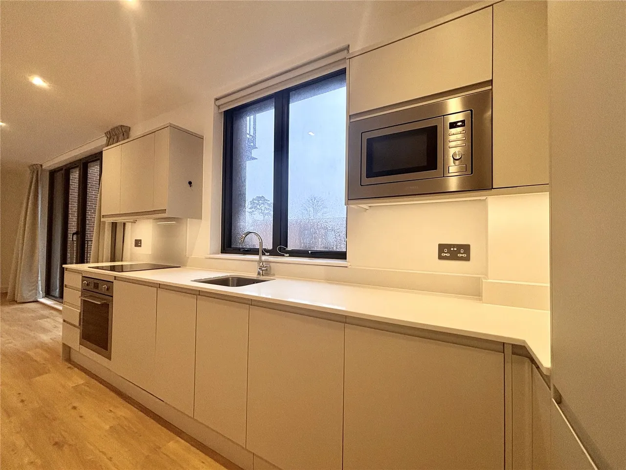 Farnborough Road, Farnborough, Surrey, GU14 7TG, photo 11