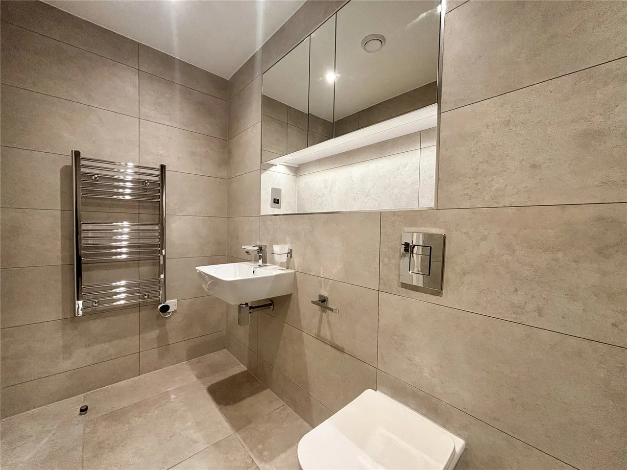 Farnborough Road, Farnborough, Surrey, GU14 7TG, photo 18