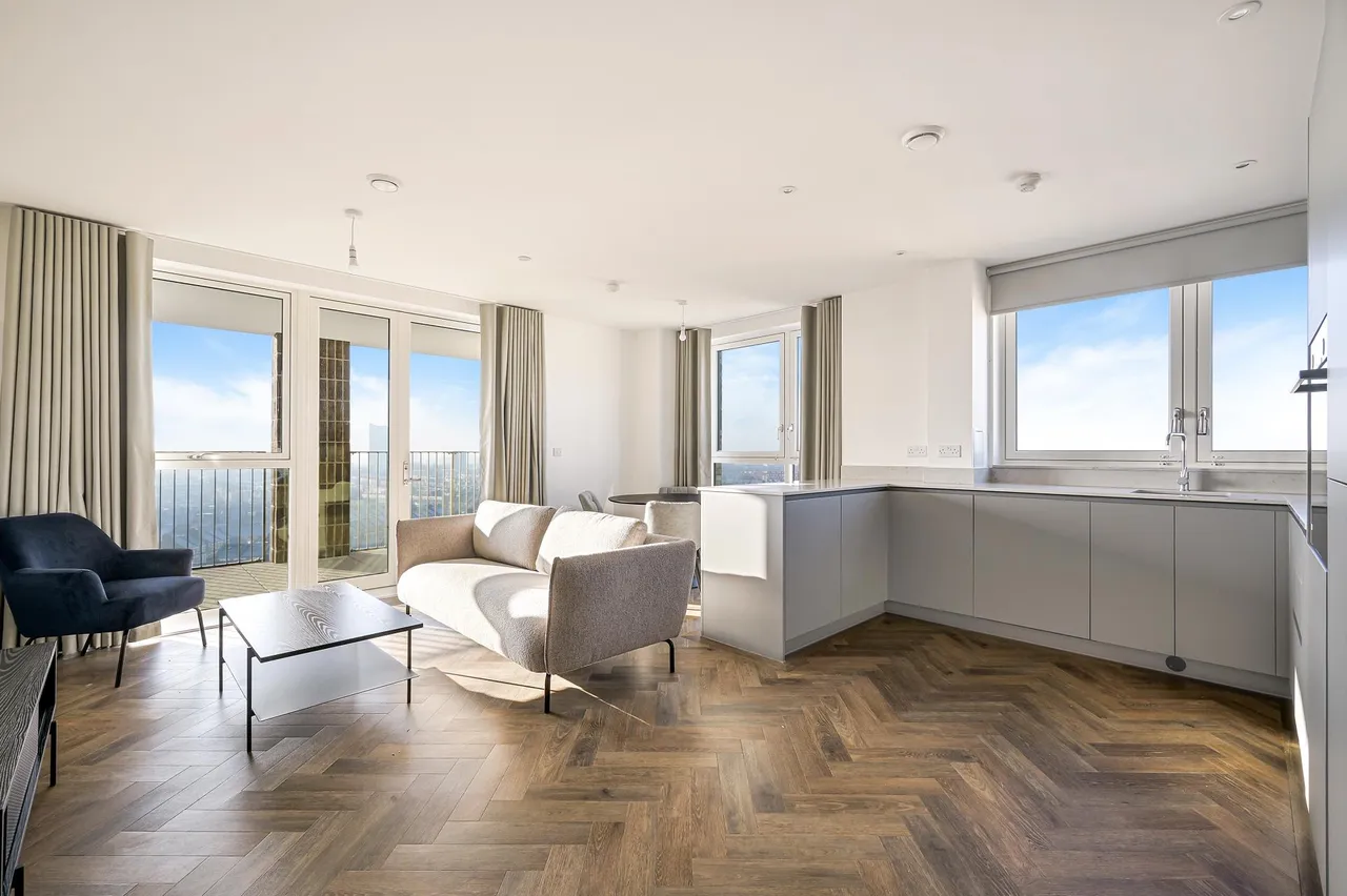 2 bed flat for sale, Mile Walk, London, NW6