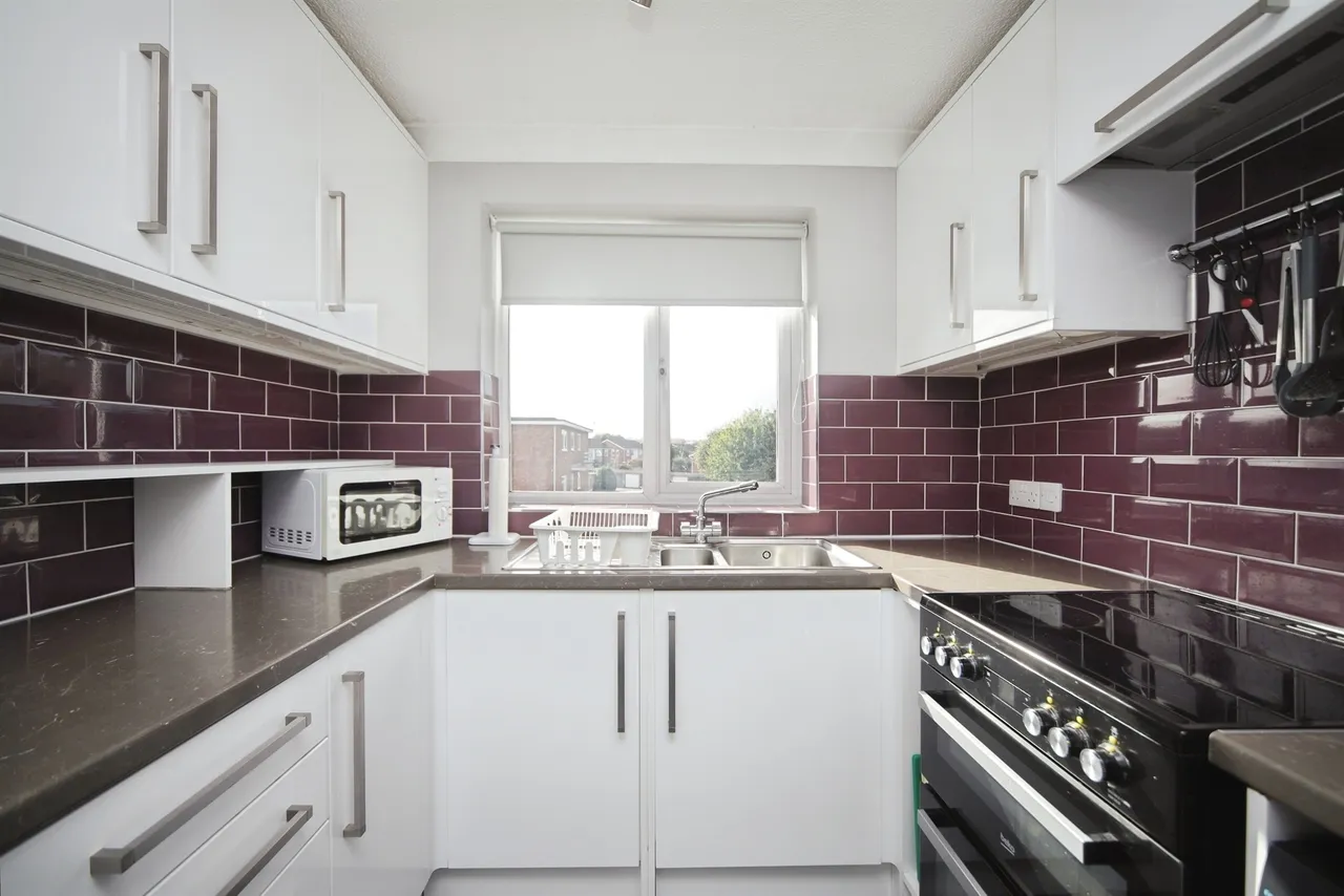 Windsor Close, Taunton, TA1, photo 2