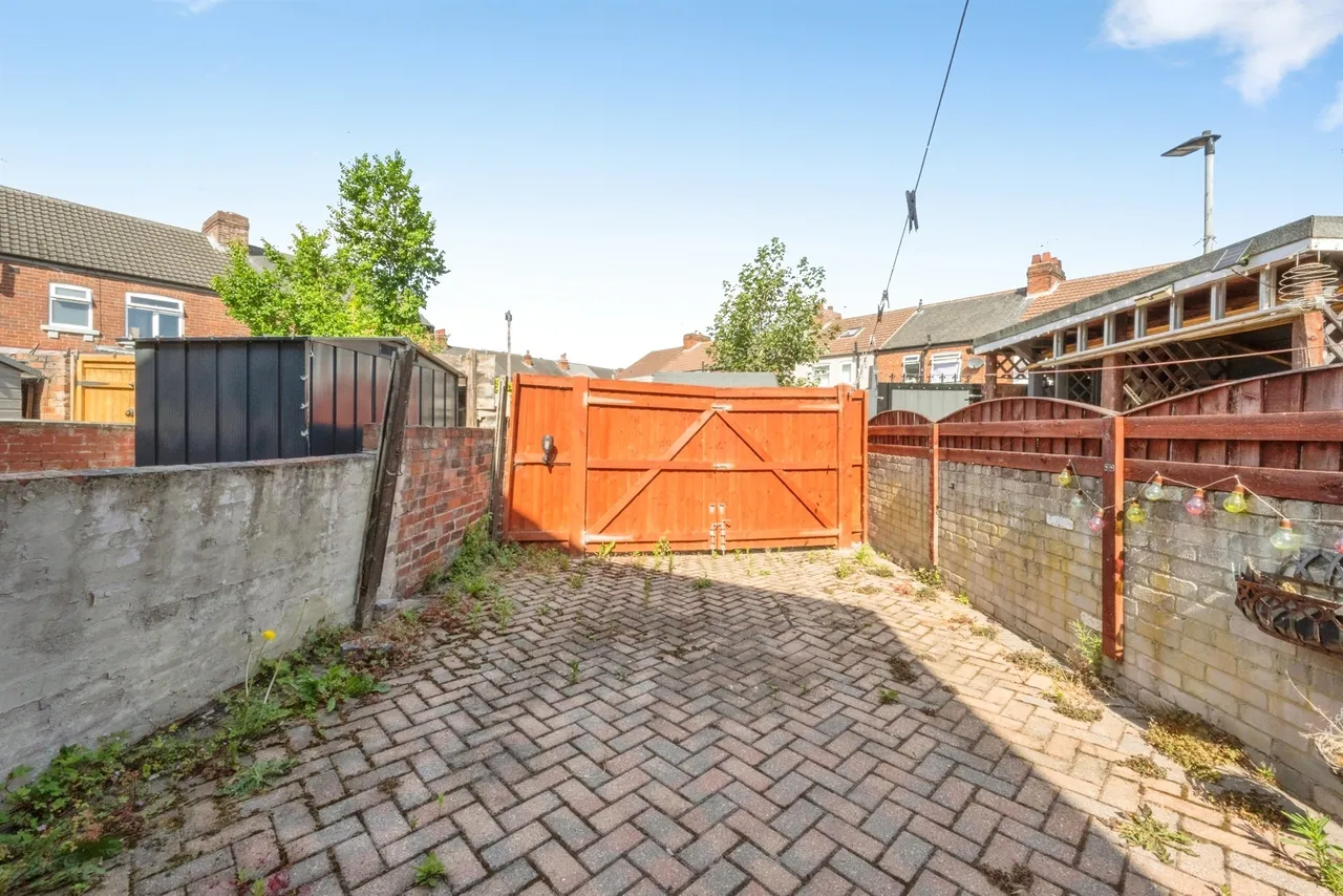 Askern Road, Bentley, Doncaster, photo 10