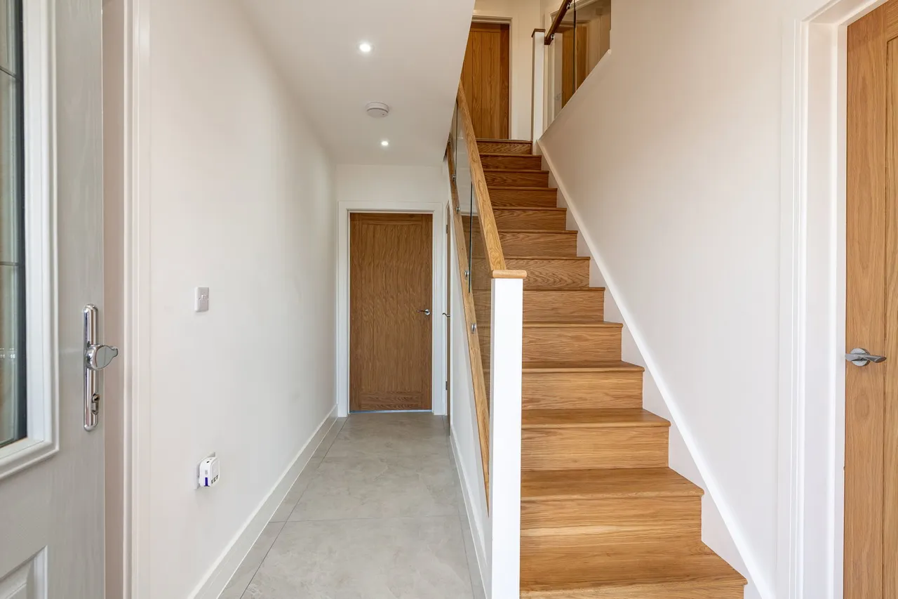 Clovelly Drive, Minster-On-Sea, ME12, photo 23