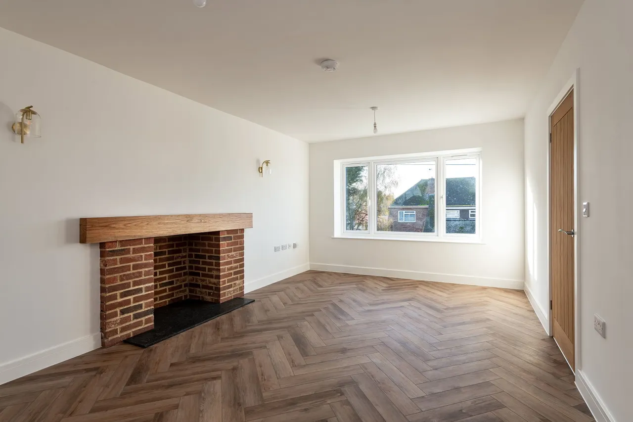 Clovelly Drive, Minster-On-Sea, ME12, photo 6