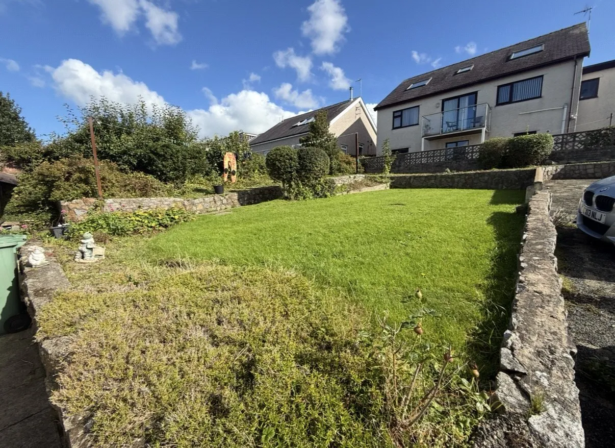 St. Davids Road, Caernarfon, LL55, photo 8