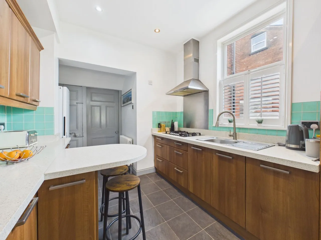 Bradford Road, Wakefield, WF1, photo 4