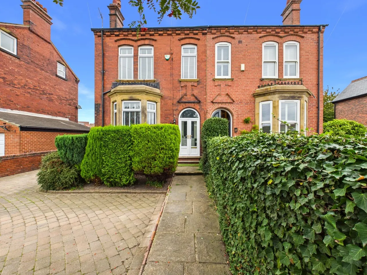 Bradford Road, Wakefield, WF1, photo 25