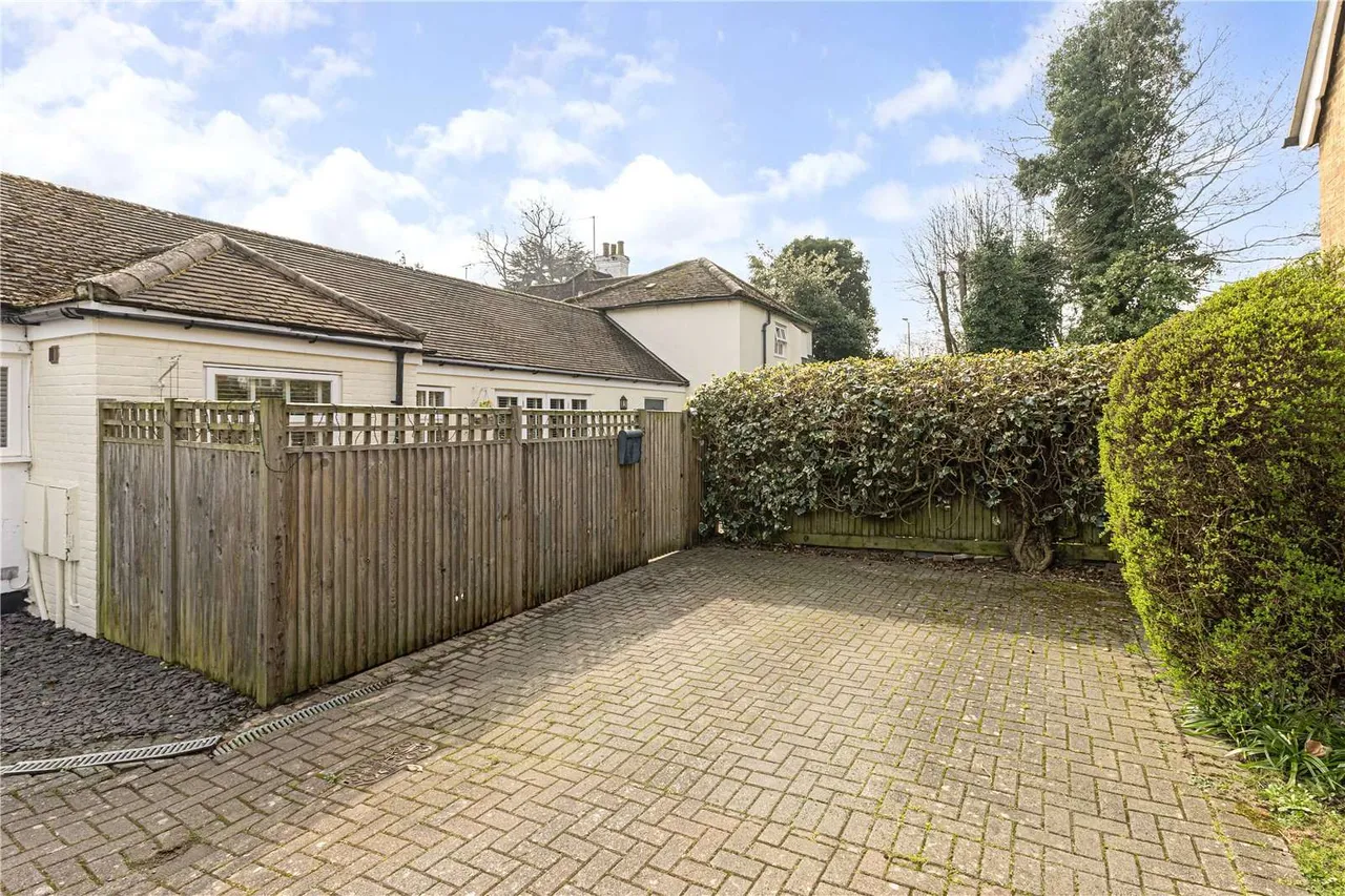 Yeomans Keep, Chorleywood, Rickmansworth, Hertfordshire, WD3 5RU, photo 12