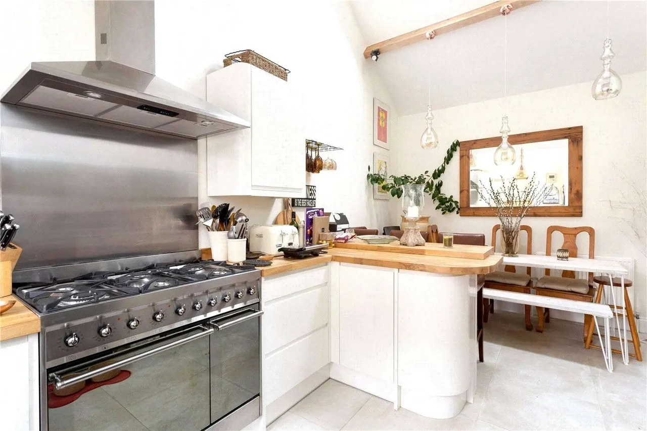 Yeomans Keep, Chorleywood, Rickmansworth, Hertfordshire, WD3 5RU, photo 2