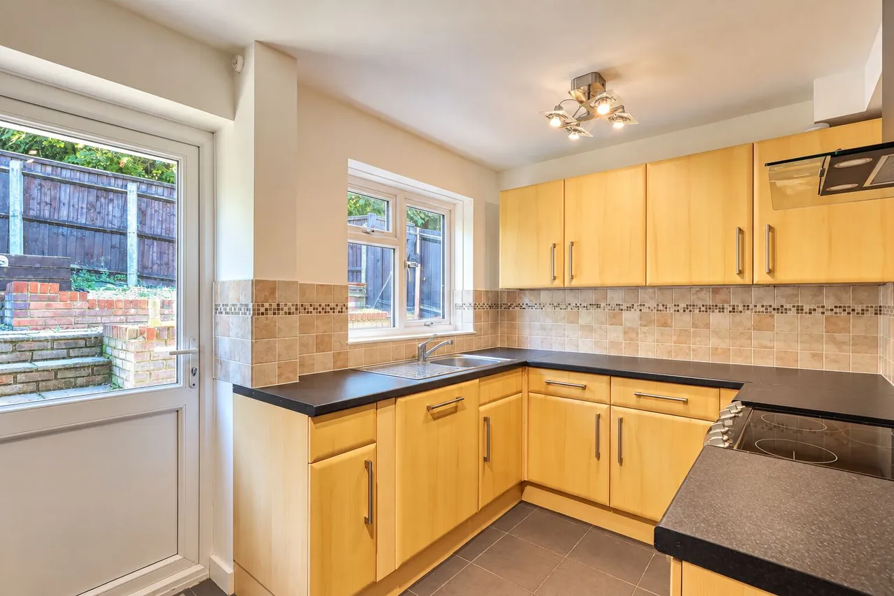 Middlebrook Road, High Wycombe, HP13, photo 5