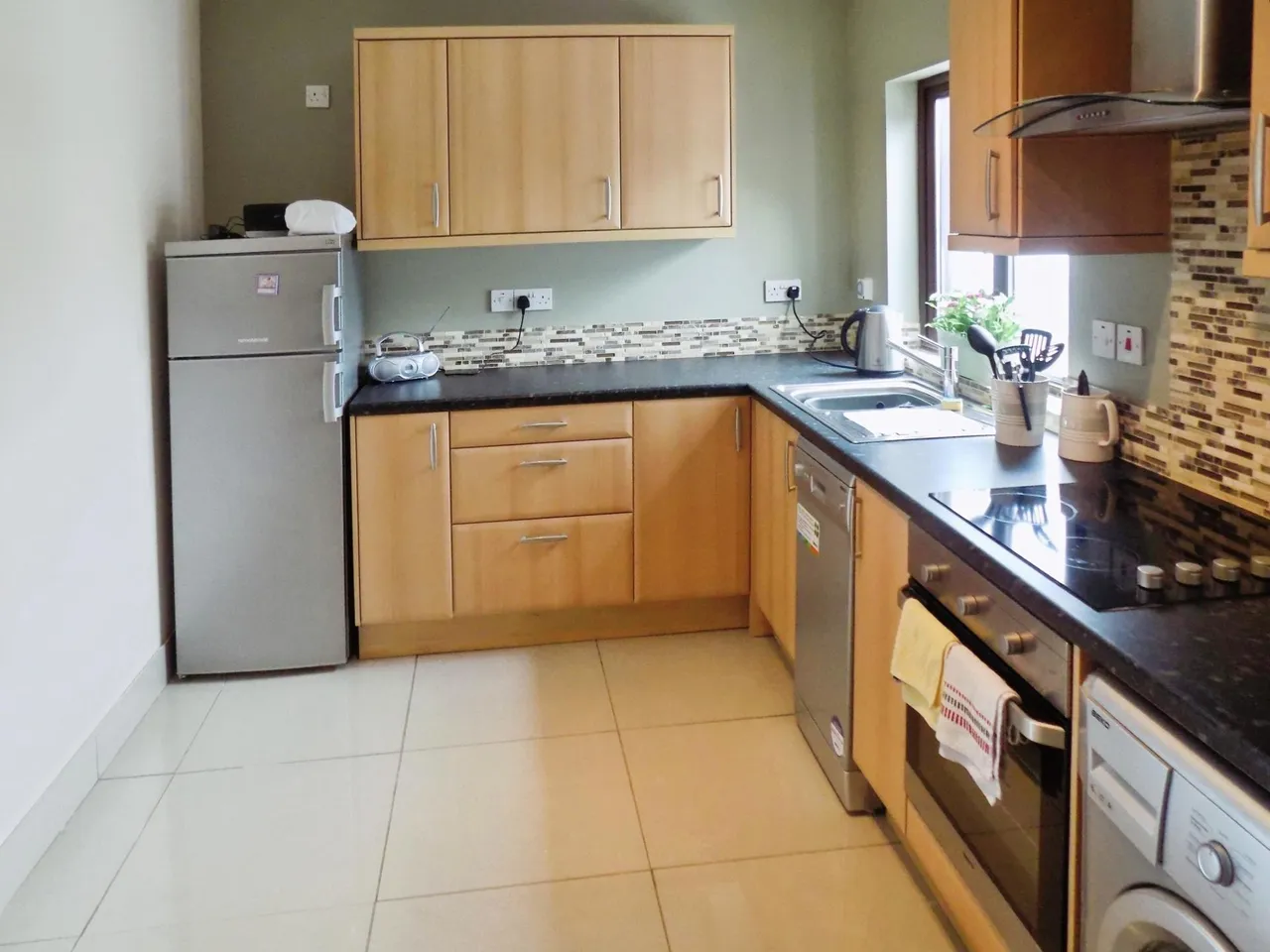Moira Road, Lisburn, BT28, photo 4