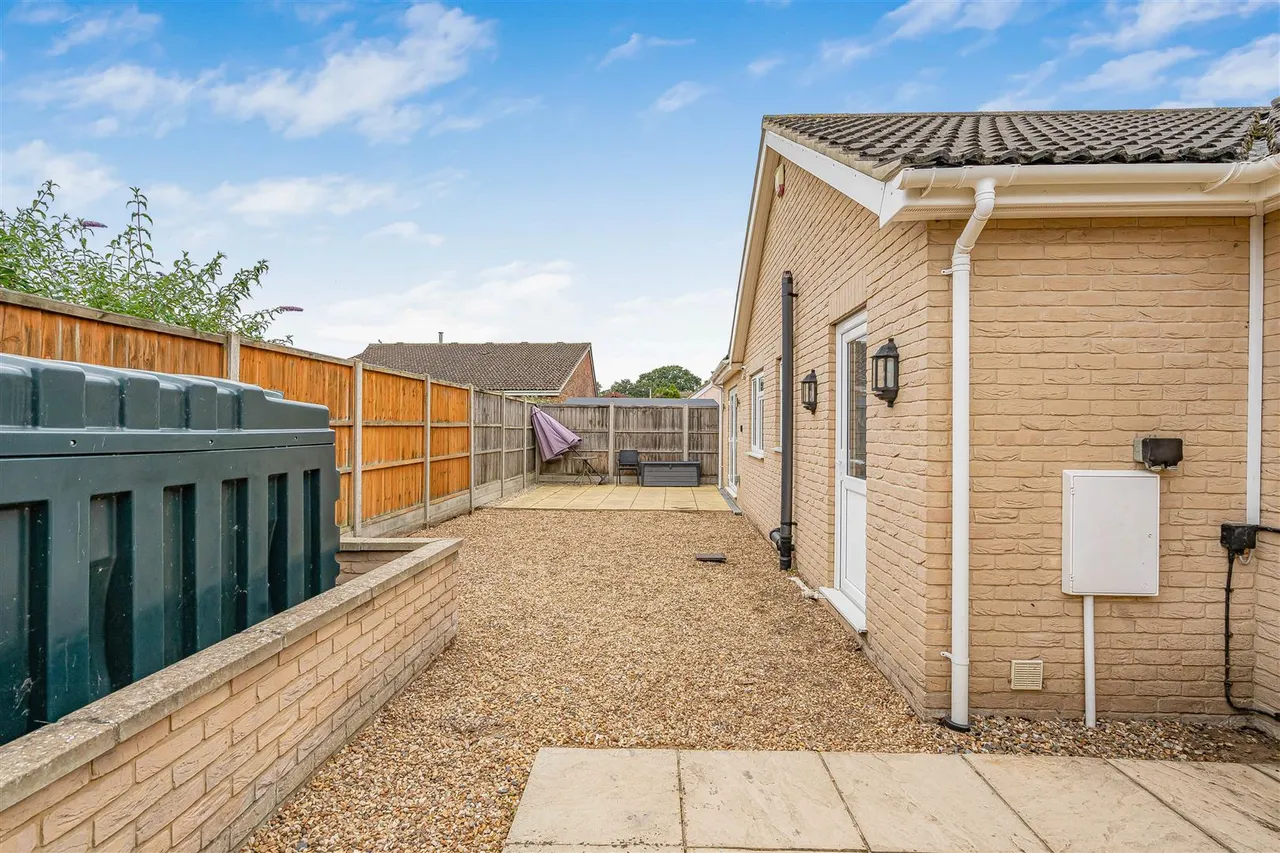 Clements Way, Beck Row, IP28, photo 19