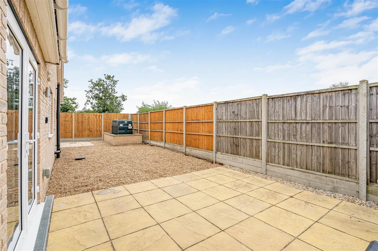 Clements Way, Beck Row, IP28, photo 17