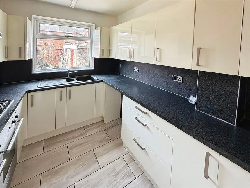 St. Agnes Road, Belle Vue, Doncaster, South Yorkshire, DN4, photo 6