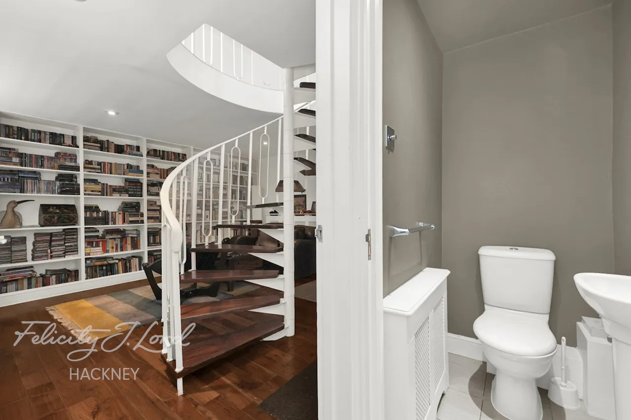 Killowen Road, London, E9, photo 12