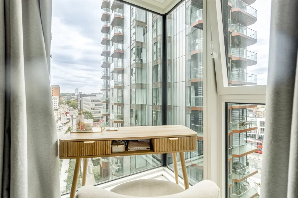 Brigadier Walk, Woolwich, SE18, photo 15