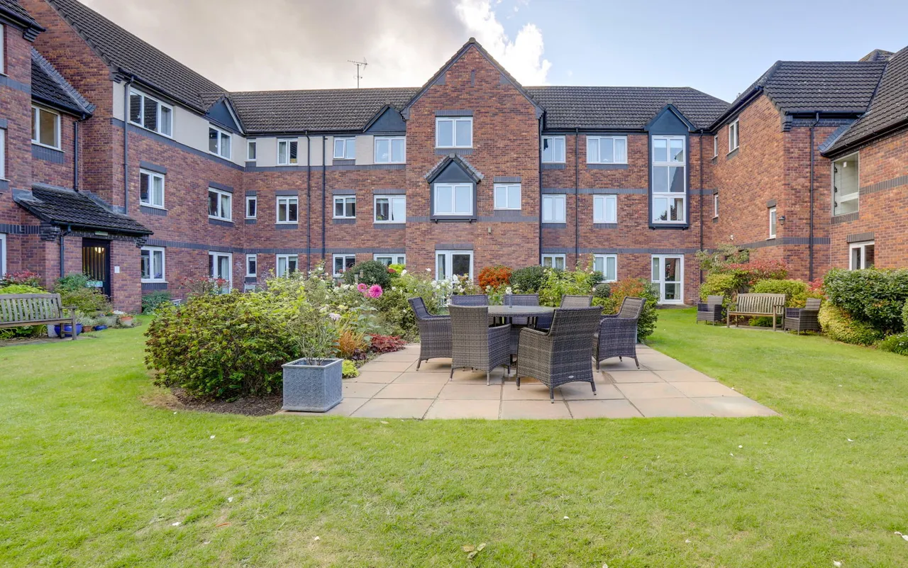 Brielen Court, Nottingham, NG12, photo 16