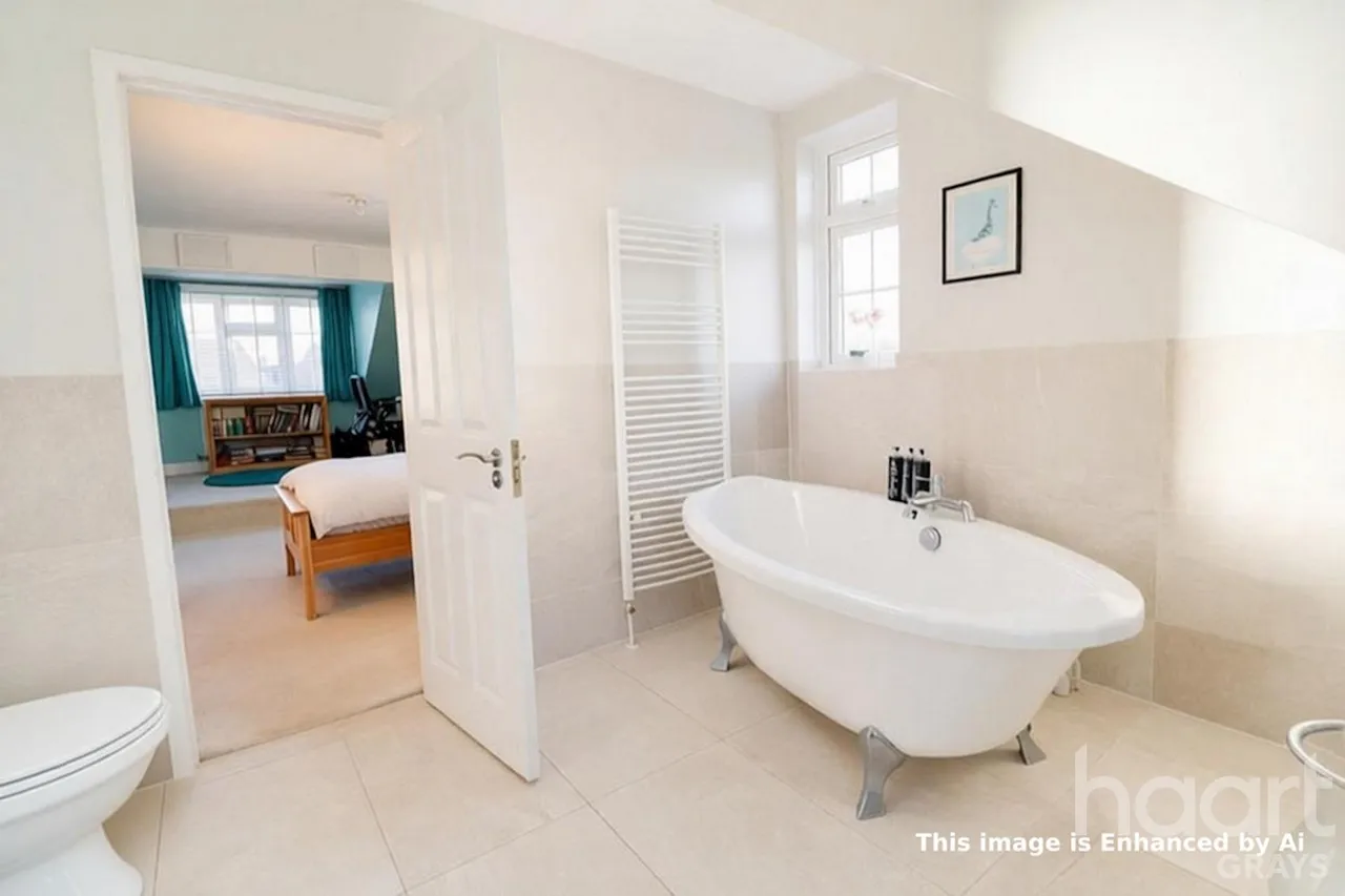 Station Road, West Horndon, CM13, photo 25