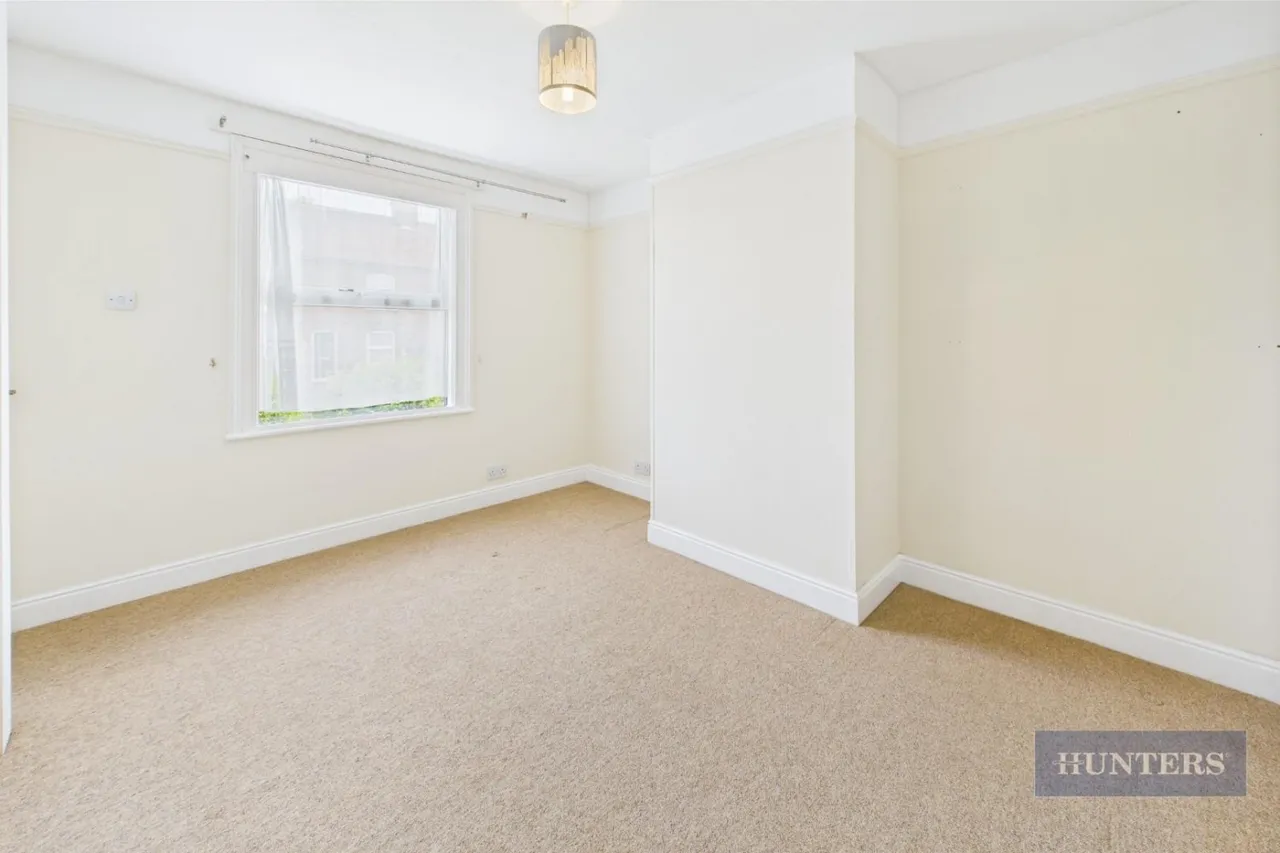 Ringwood Road, Totton, SO40, photo 16