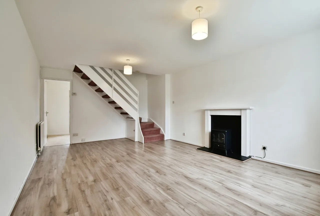 Dean Moor Road, Hazel Grove, Stockport, Greater Manchester, SK7, photo 2