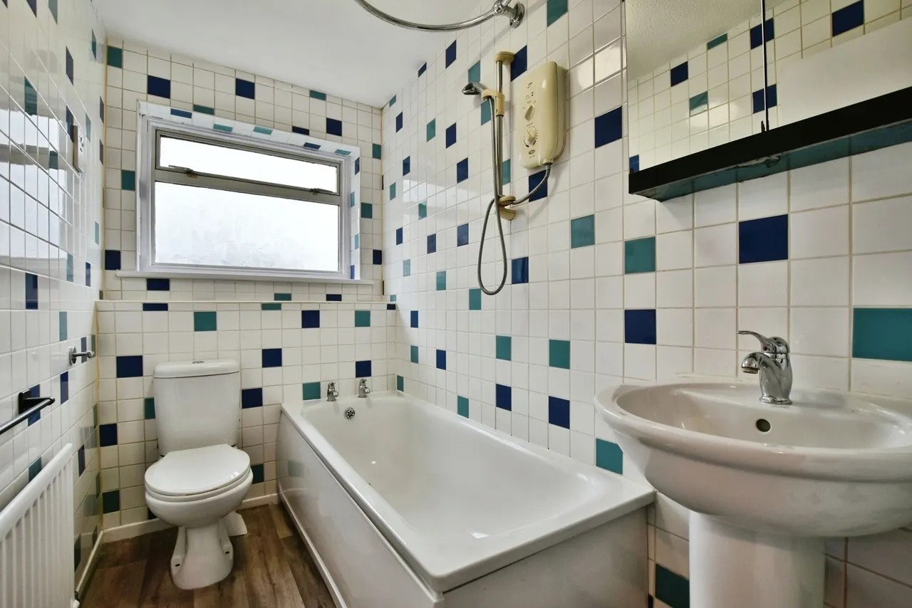 Dean Moor Road, Hazel Grove, Stockport, Greater Manchester, SK7, photo 8