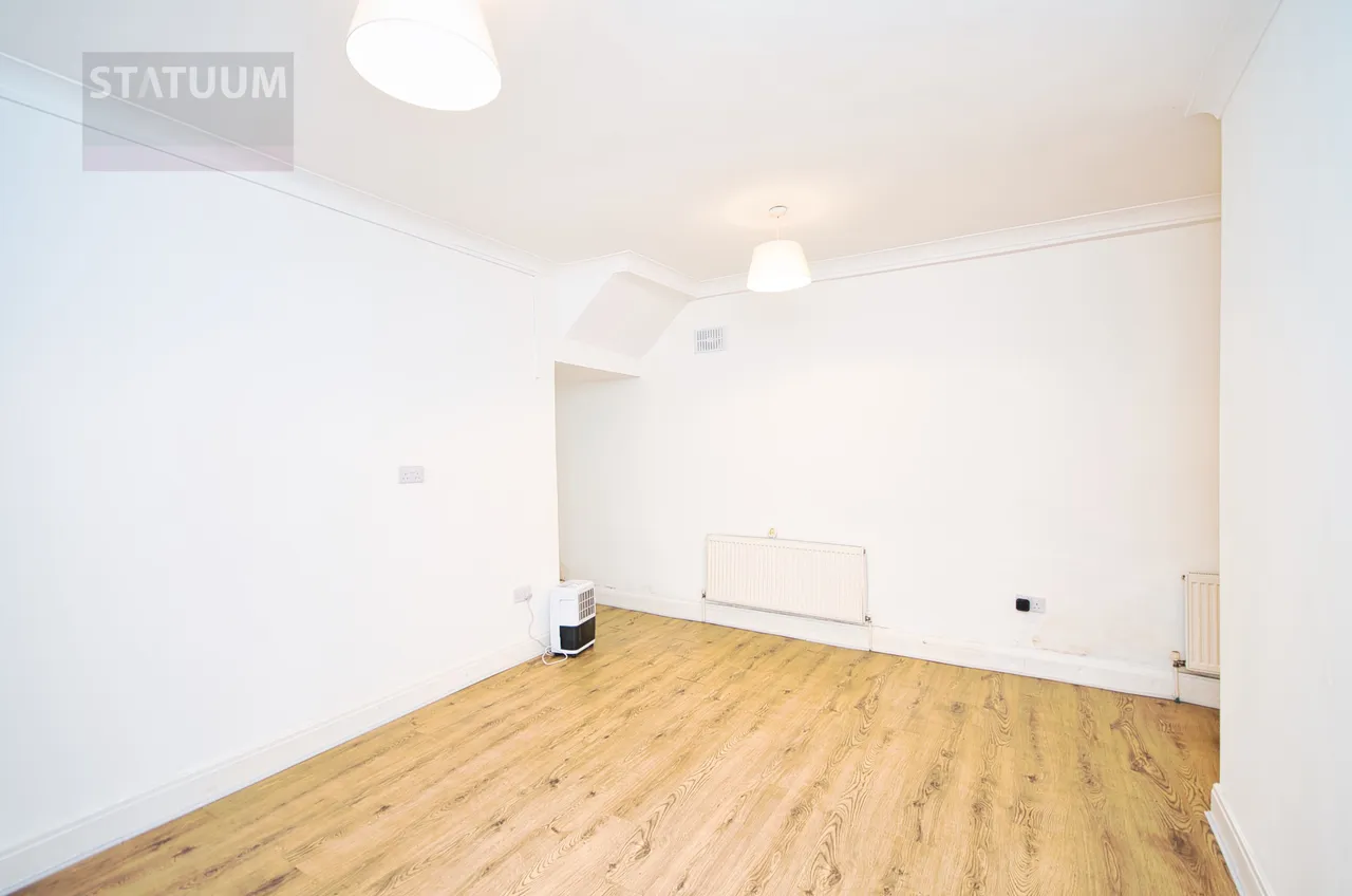 Chingford Mount Road, Chingford, E4, photo 2