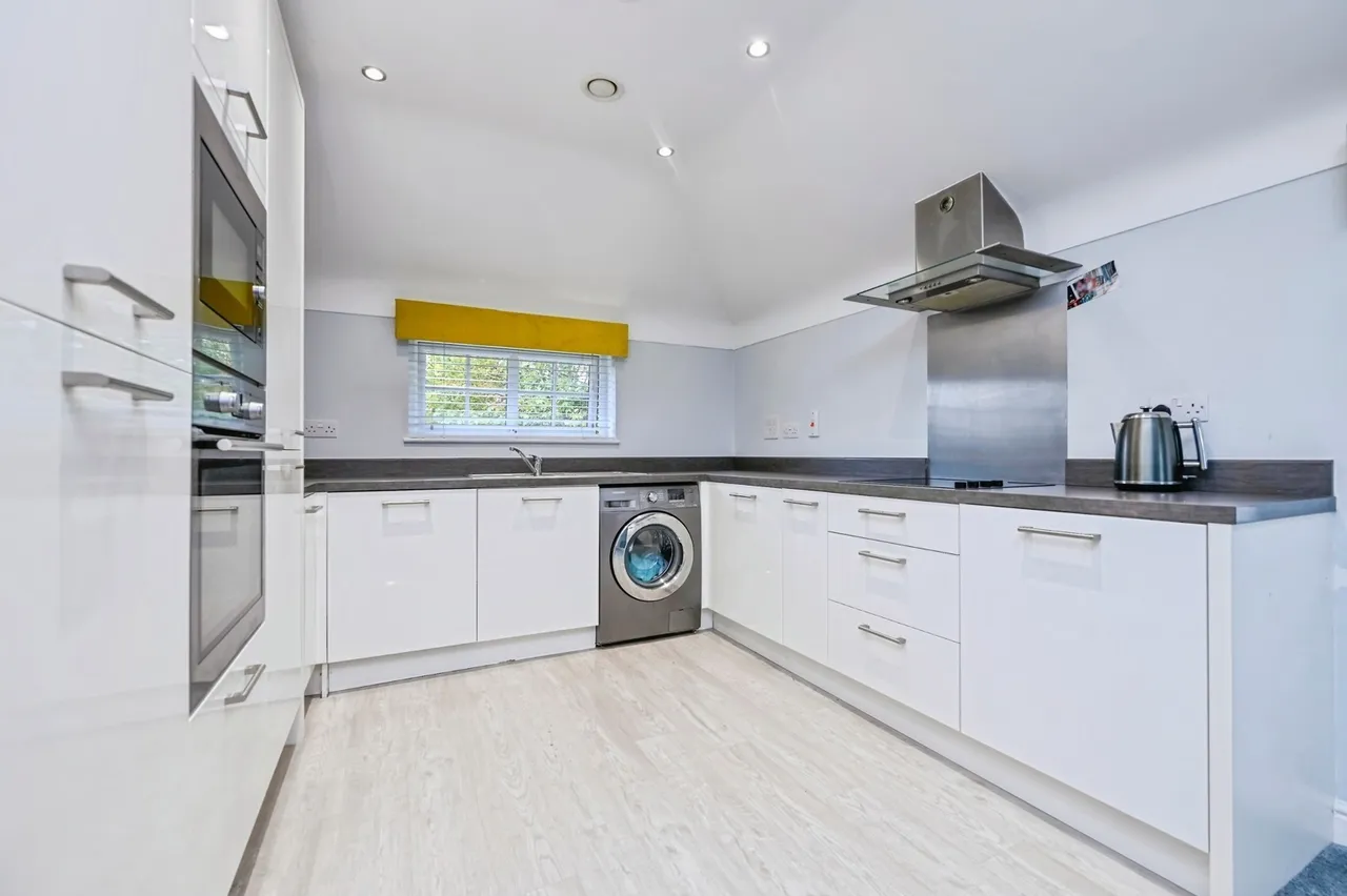 Priorswood Grove, Liverpool, L14, photo 9