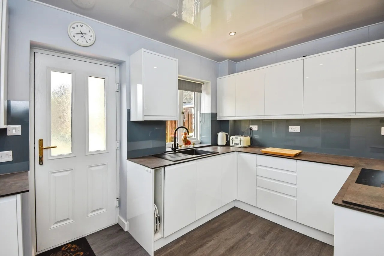 Slyne Hall Heights, Slyne, LA2, photo 8