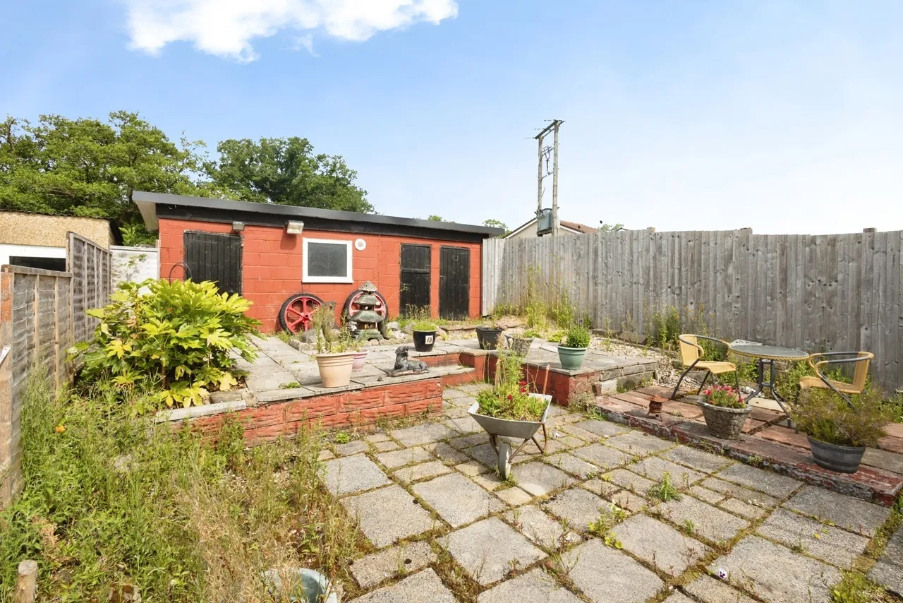 Pen Y Bont Terrace, Crynant, SA10, photo 17