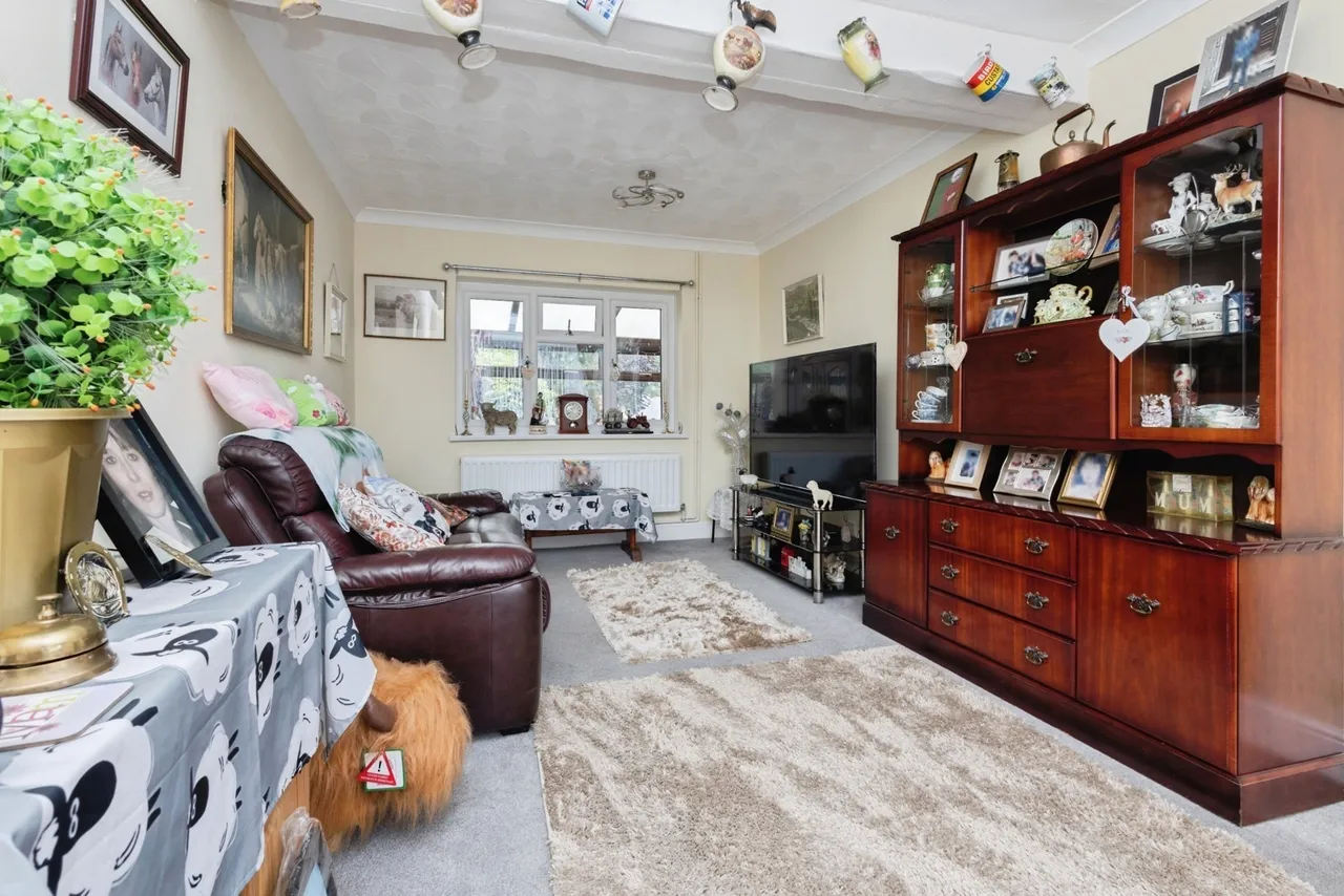 Pen Y Bont Terrace, Crynant, SA10, photo 5
