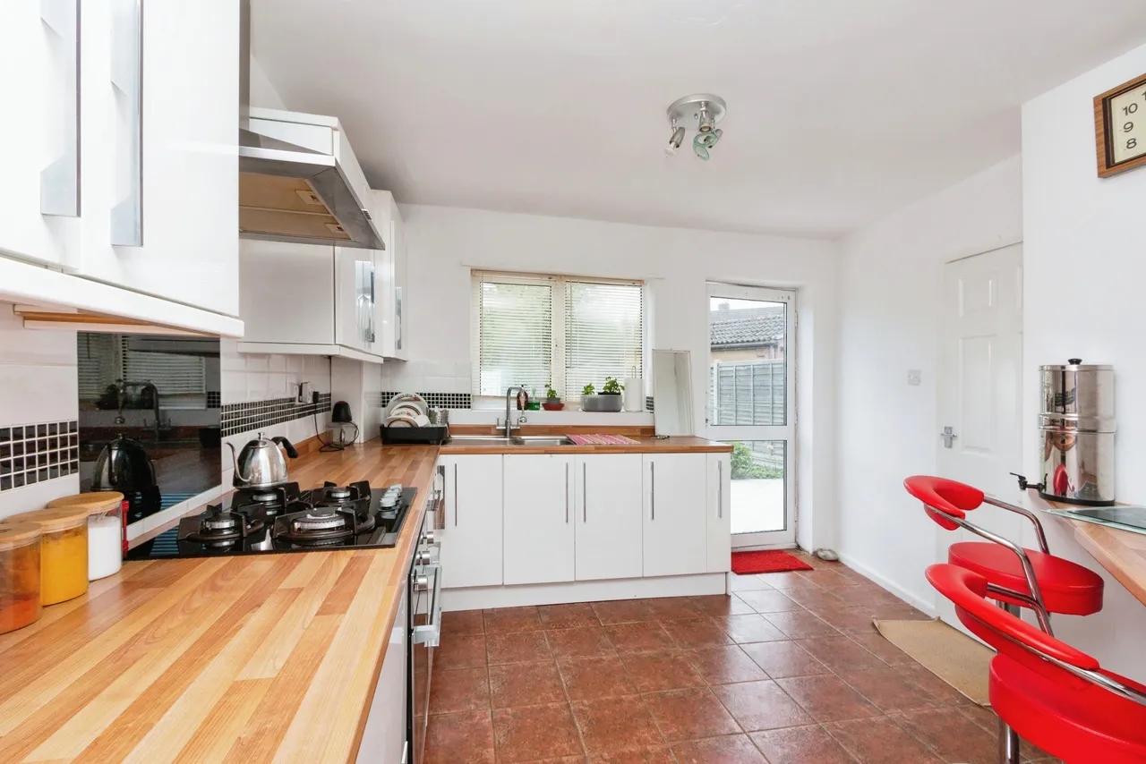 Surbiton Road, Camberley, GU15, photo 2