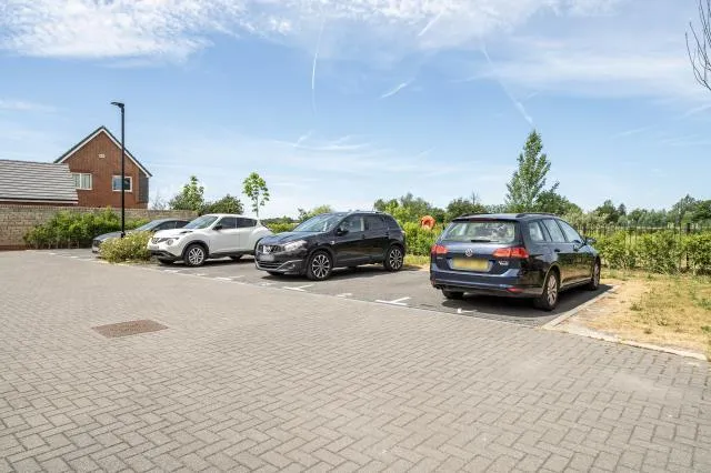 Tom Gaughan Way, Didcot, OX11, photo 17
