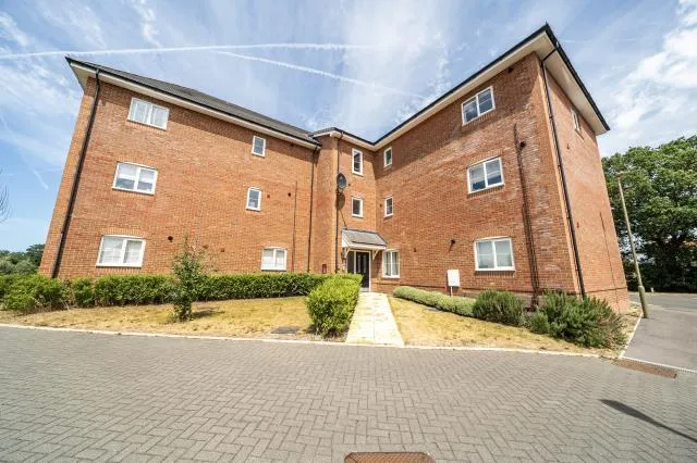 Tom Gaughan Way, Didcot, OX11, photo 16
