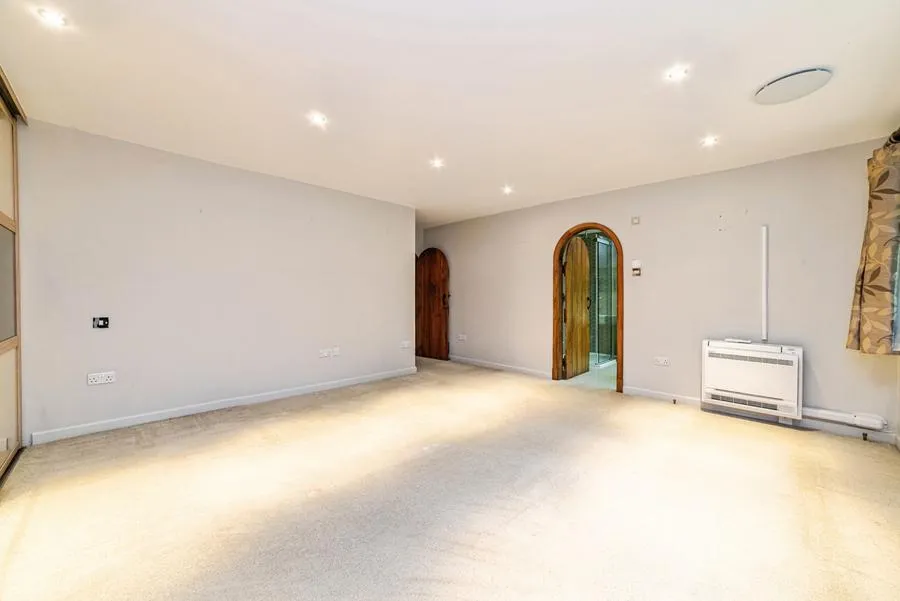 Reading Road, Henley-On-Thames, RG9, photo 22