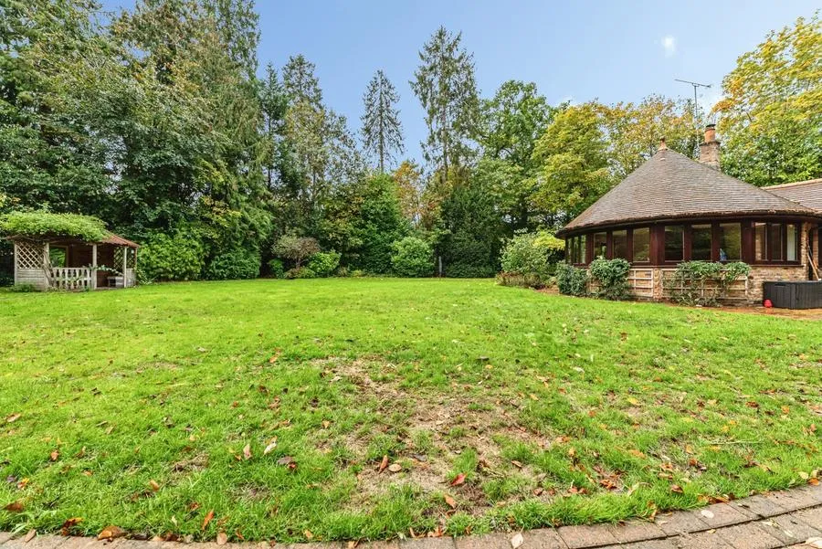 Reading Road, Henley-On-Thames, RG9, photo 48